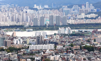 Gov’t designates all Seoul districts as speculative zones to curb overheating of housing market